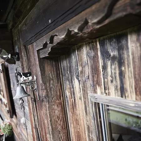 Auhaeuslalm شاليه *